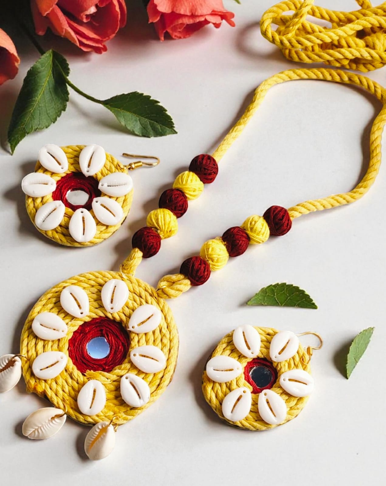 Haldi Cowrie Shell Jewellery Set – Handmade Yellow & Red Thread Jewellery for Bride, Mehndi & Haldi Function